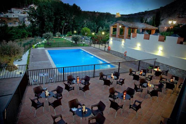 Casa rural para 8 personas, con piscina y terraza, Se admiten mascotas en Provincia de Albacete - 2