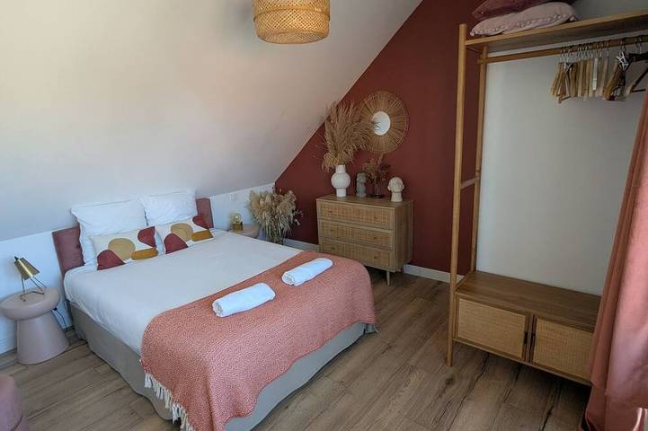 Ferienhaus-Familie-Gartenblick-Ensuite mit Dusche in Vernon (Normandie), Évreux und Umgebung