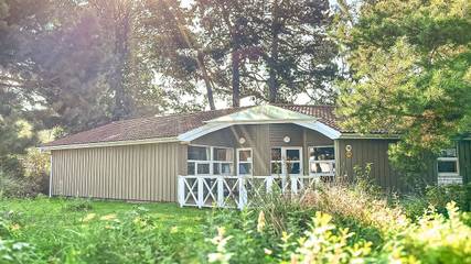 Ferienhaus für 12 Personen, mit Whirlpool und Sauna sowie Pool und Garten in der Lübecker Bucht