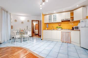 Vakantieappartement voor 2 Personen in Napels, Tyrrhenische kust Campania, Afbeelding 2