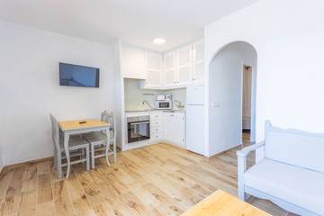 Apartment in Alaior Gemeinde, Menorcas Küste für 4 