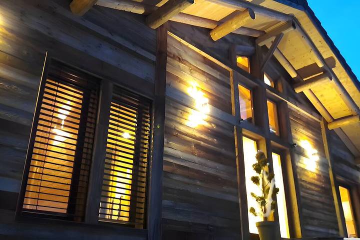 Chalet pour 5 personnes, avec jardin et balcon à Saint-Jean-de-Sixt