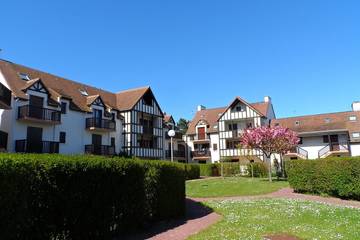Gîte pour 6 personnes, avec balcon dans Plage du Hôme
