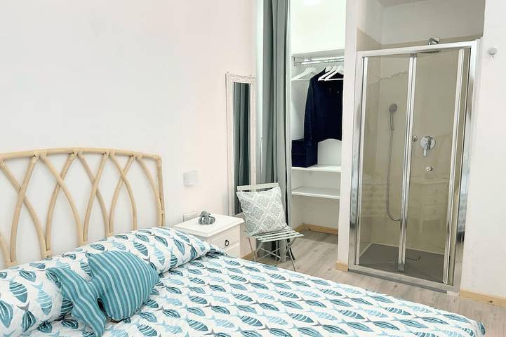 Appartement entier, La Casetta nel Borgo romantic in the center in Carloforte, Sulcis Iglesiente