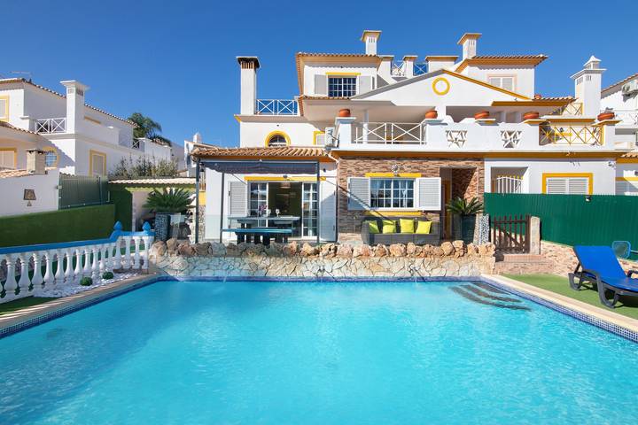 Mediterrane Villa "Calipso" mit Wlan, Terrasse und Pool in Albufeira e Olhos de Água, Faro Distrikt