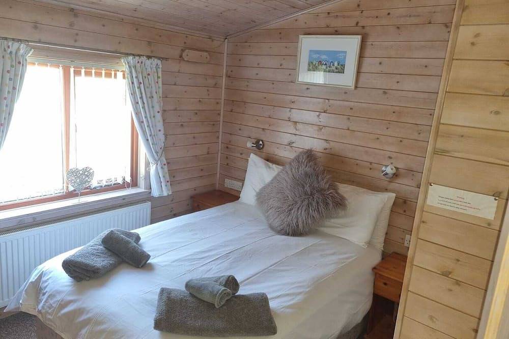 5* Shorefield Park - Fantastic 3 Bed Lodge (Sleeps 6) - Private Wifi in Milford-on-Sea, Hampshire