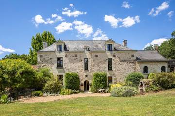 Cottage pour 14 personnes, avec terrasse et jardin à Les Verchers-sur-Layon