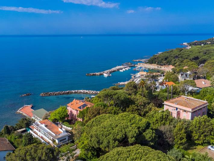 Ferienwohnung für 6 Personen, mit Terrasse und Garten in Italienische Riviera - 4