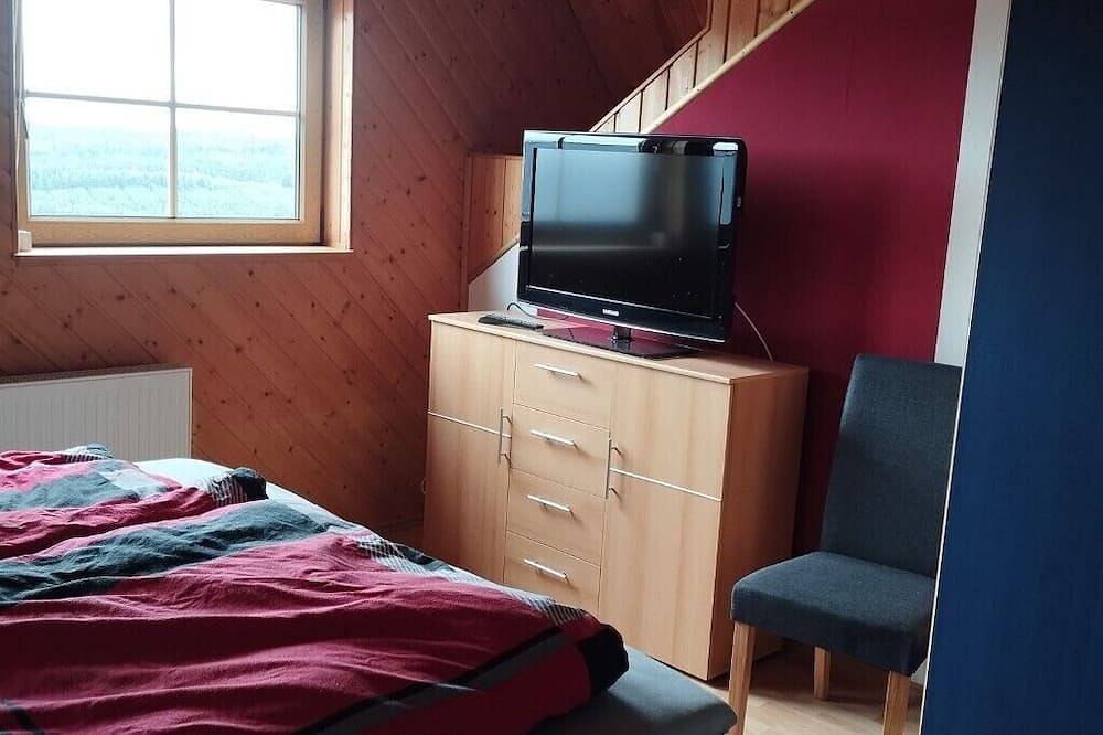 Ganze Wohnung, Ferienwohnung \"Zur Schönen Aussicht\" ruhig gelegen in Buchen, Neckar-Odenwald-Kreis