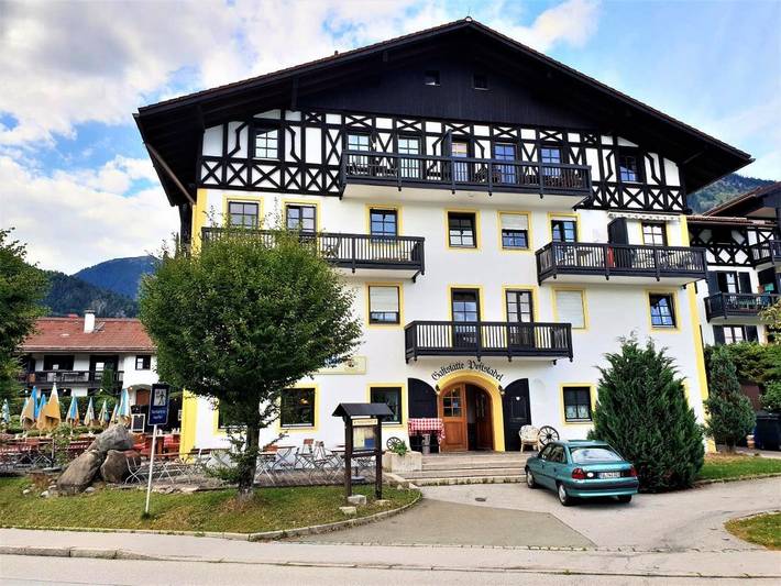 Vakantiewoning voor 5 personen, with tuin and sauna as well as zwembad and uitzicht aan de Walchensee