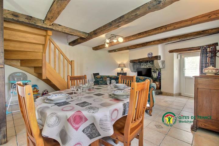 Gîte pour 3 personnes, avec Jardin à Plouhinec (Morbihan) - 2