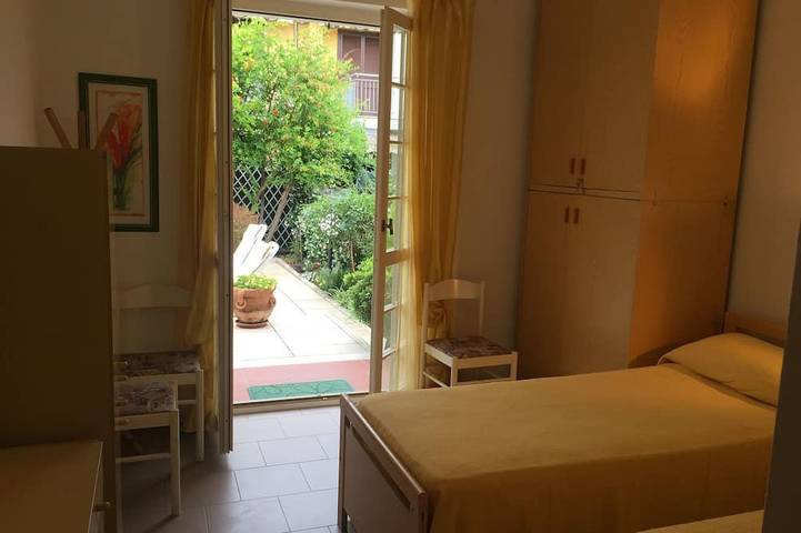 Ferienwohnung für 5 Personen, mit Garten in Marina di Massa - 3