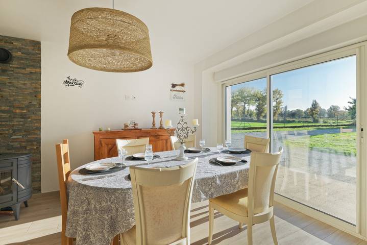 Maison de vacances « La Clairière de Merlin » avec terrasse privée, jardin et Wi-Fi in Néant-sur-Yvel, Région de Vannes
