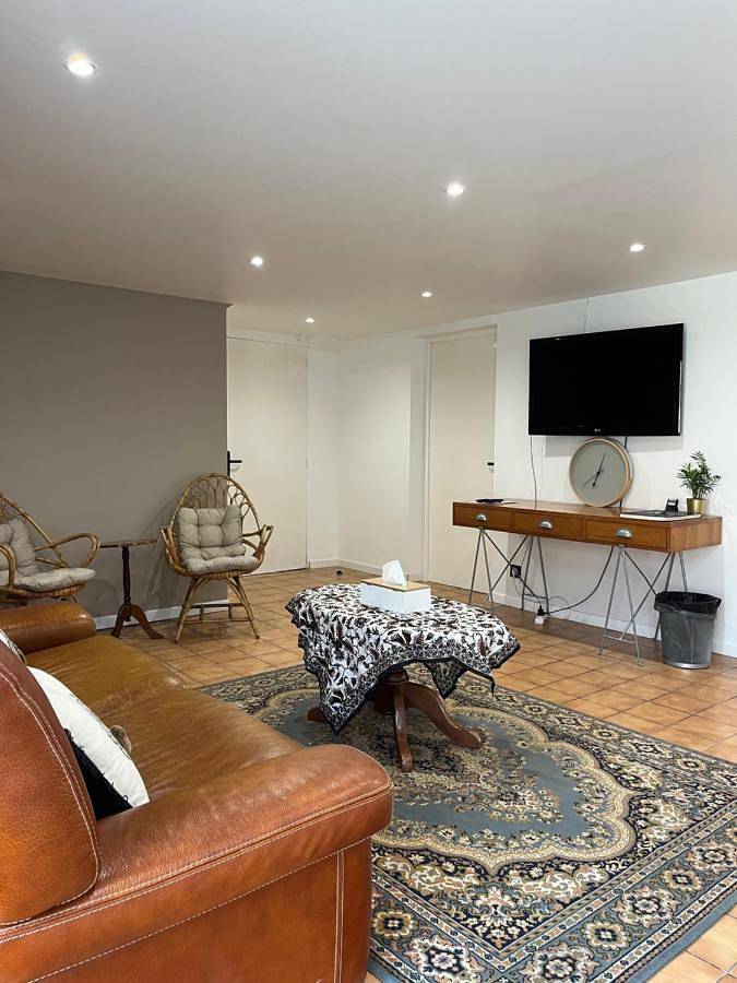 Gîte pour 5 personnes, avec vue ainsi que terrasse et jardin dans Arnouville Les Gonesse - 2