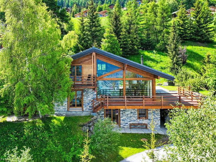 Ferienhaus für 8 Personen, mit Balkon und Terrasse sowie Garten und Sauna im Wallis - 2