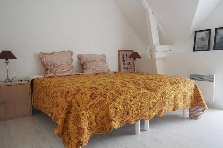 Location de vacances pour 6 personnes, avec Jardin à Vains - 4