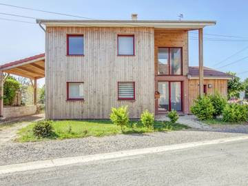 Gîte pour 6 personnes dans Challerange