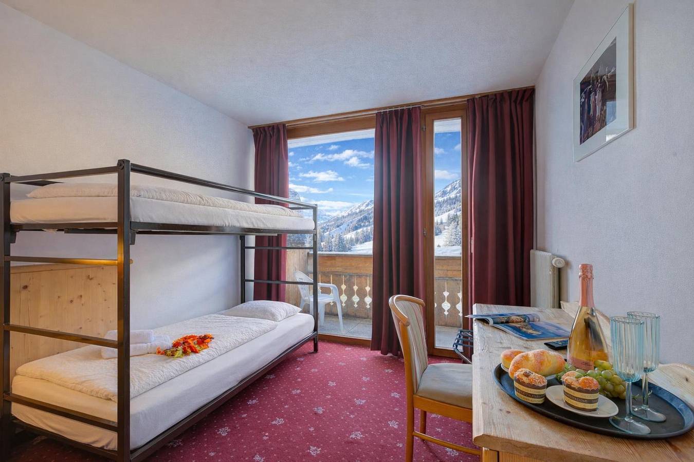 Hotel Relais Alpin Family Room Balcony10 in Les Mosses, Ormont-Dessous