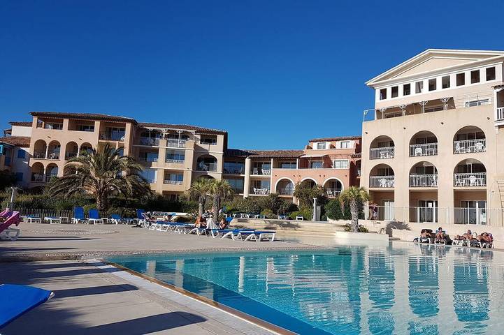 Appartement de vacances pour 4 personnes, avec balcon et piscine - 1