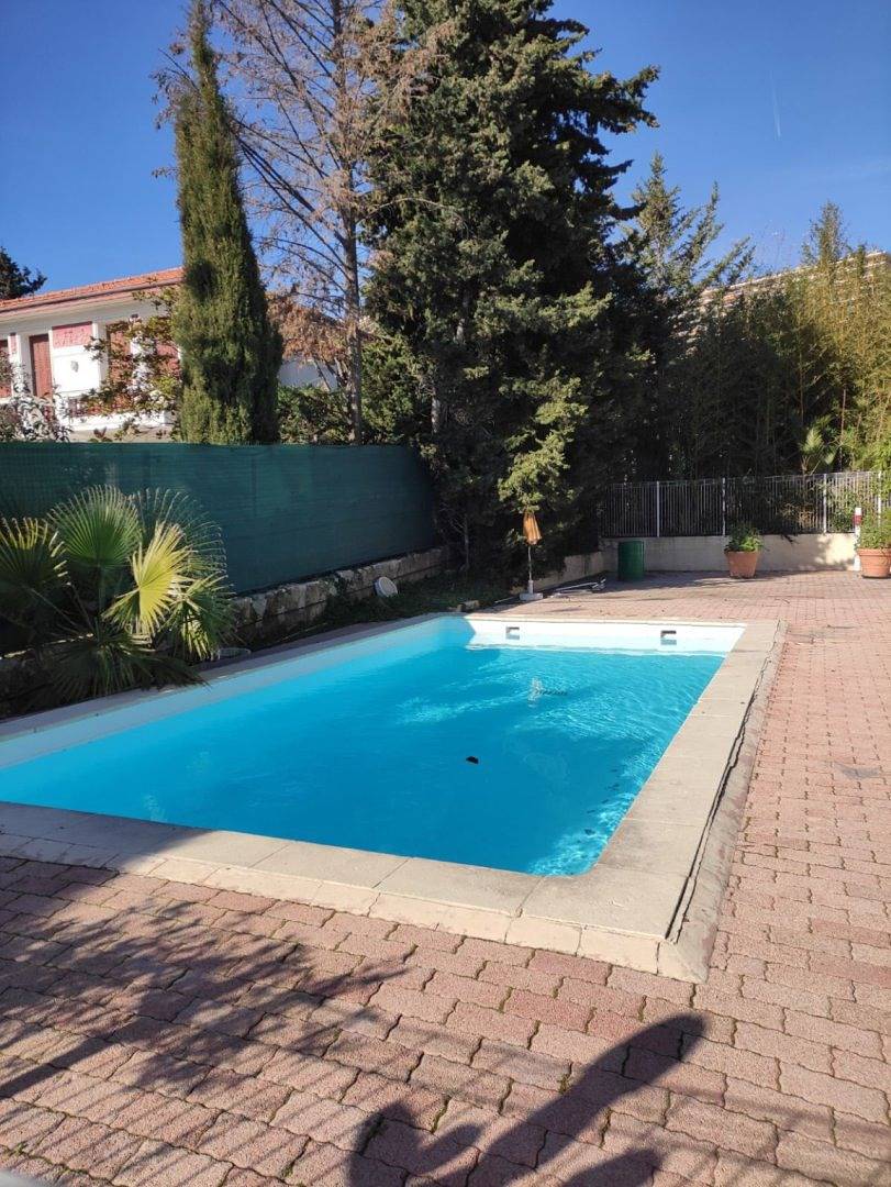 Appartement entier, Les Palmiers - Vue sur Jardin, piscine, à 500m de la mer in Nice, Côte méditerranéenne (France)