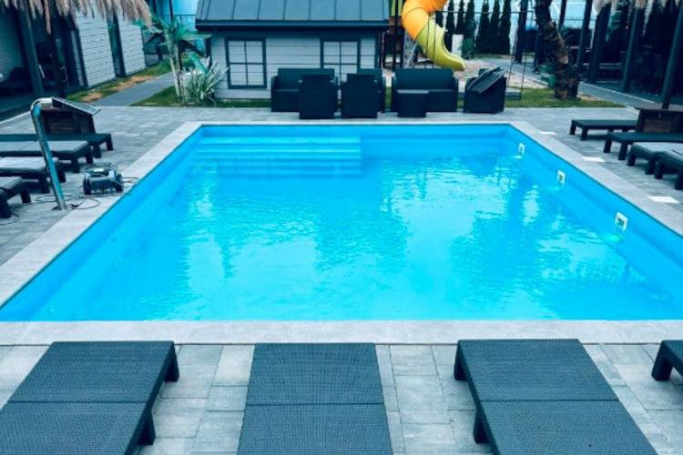 Zweistöckige Ferienhäuser mit Swimmingpool, Mielno in Mielno, Jezioro Jamno