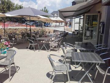 Hôtel pour 4 personnes, avec terrasse, animaux acceptés à Naves