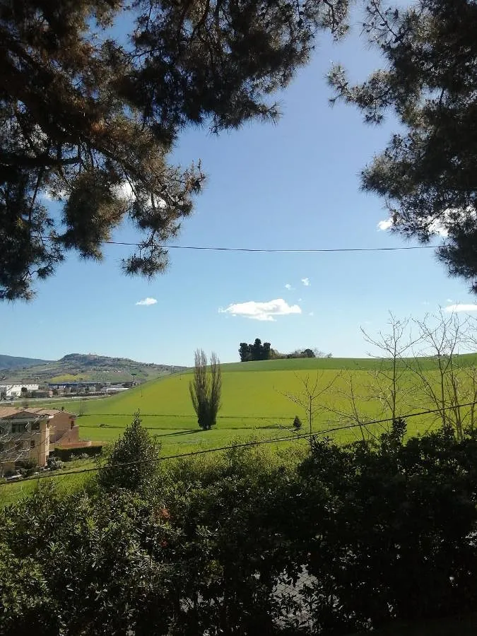 Albergo a gestione familiare per 2 persone, con terrazza e panorama nonché giardino - 1