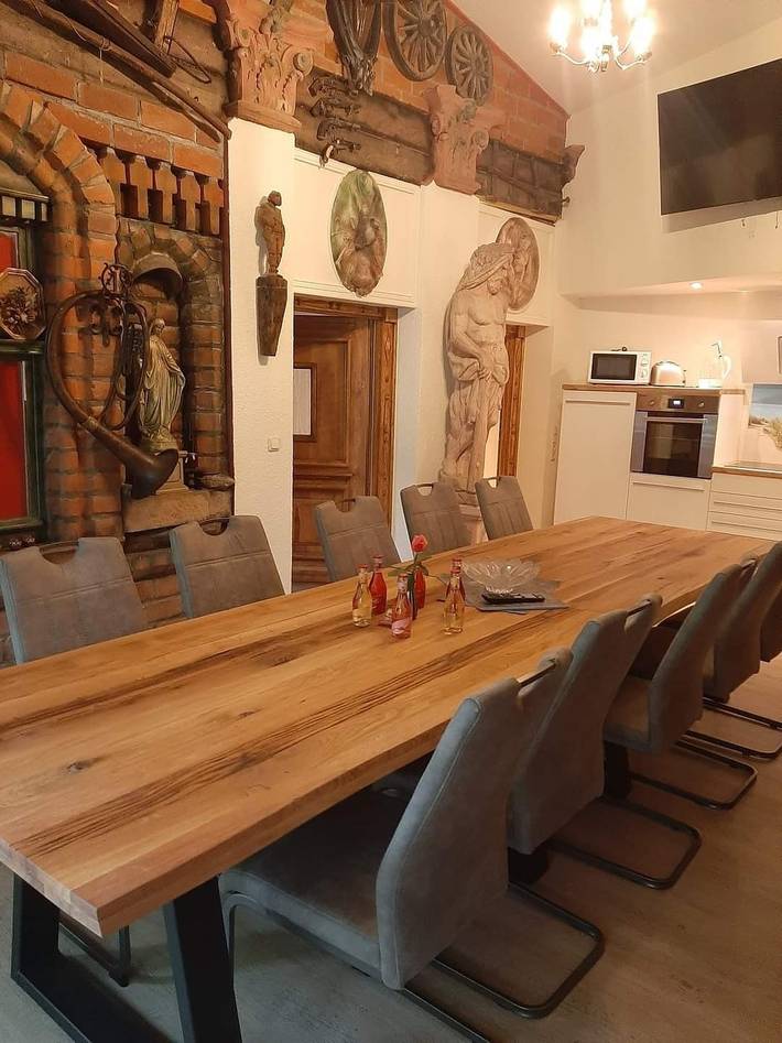 Holiday apartment for 10 people, with garden and terrace, with pets - 1