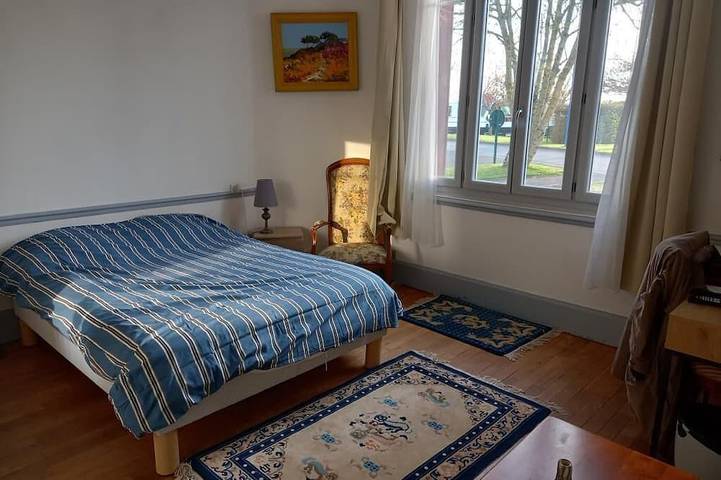 Location de vacances pour 6 personnes, avec jardin à Léré - 2
