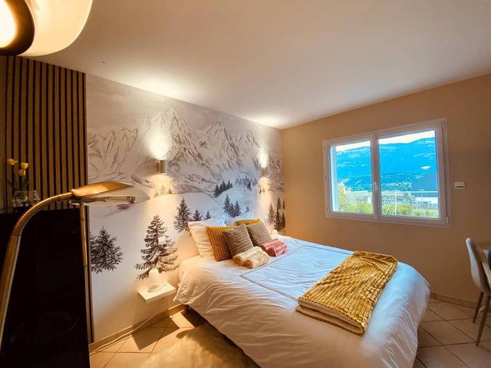 Appartement de vacances pour 3 personnes, avec jardin ainsi que piscine et vue
