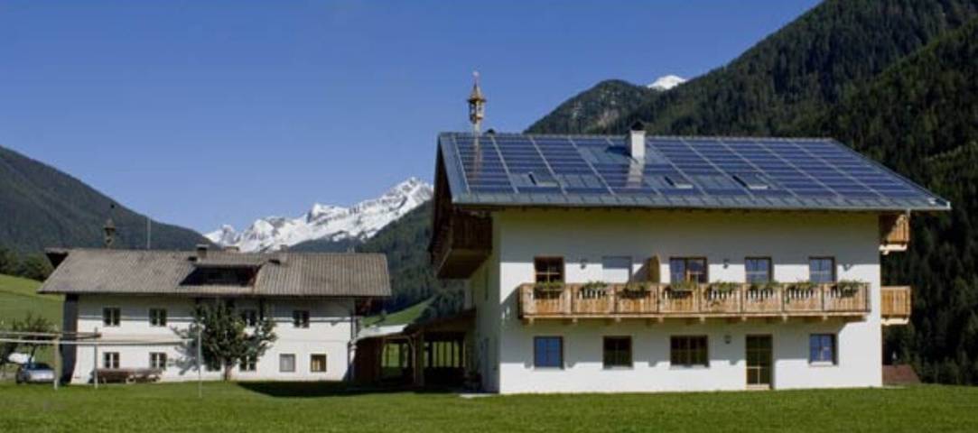 Ganze Wohnung, Ferienwohnung auf dem 'Gesundheitsbauernhof Wollbach - Gruberhof' mit Wlan, Balkon & Bergblick in San Giacomo, Ahrntal