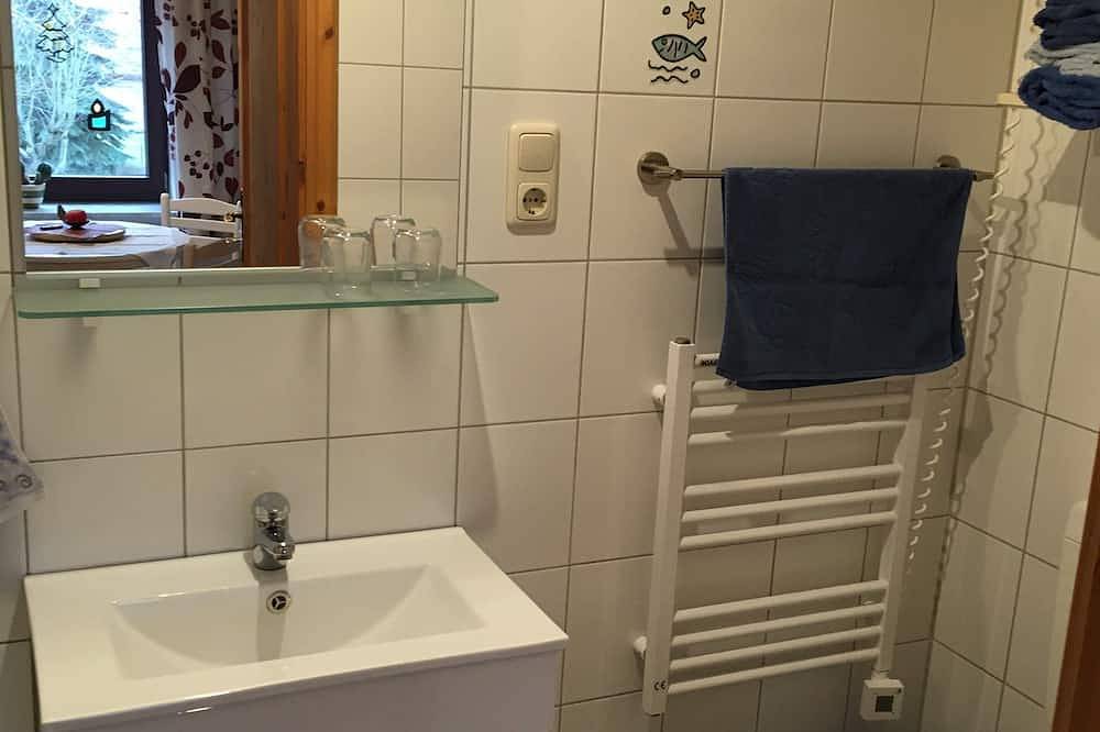 Ganze Wohnung, Ferienwohnung Kastanienblick in Ziethen, Vorpommern Greifswald