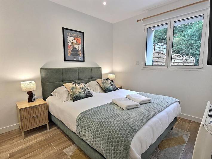 Gîte pour 4 personnes, avec vue et terrasse à Gerde (homonymie) - 2