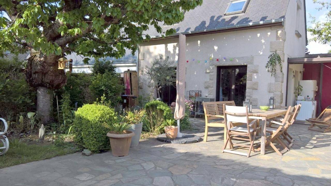 Double or Twin Room with Garden View in Saint-Jacut-de-la-Mer, Région de Dinan