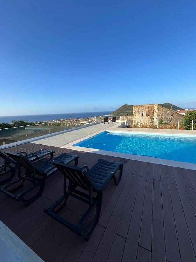 Gîte pour 5 personnes, avec piscine et jacuzzi ainsi que terrasse et jardin à Angra do Heroísmo - 4