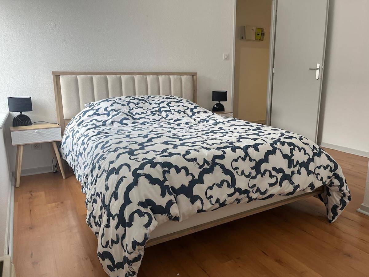 Appartement entier, Two-Bedroom Apartment in Beaucourt (homonymie), Jura Francais