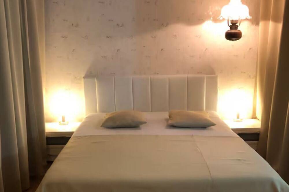 Ferienwohnung im Schloss - Villa mit Terrasse in Altena, Märkischer Kreis