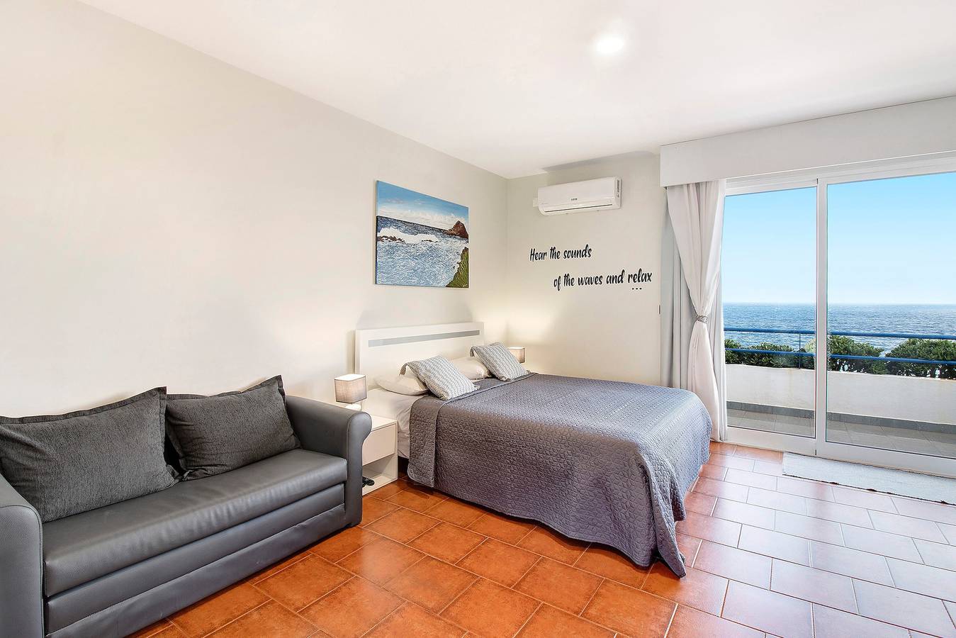 Ganzes Studio, Studio 'Ninho Gaivota' mit atemberaubendem Meerblick, Klimaanlage, Wlan & Balkon in Porto Moniz, Madeira