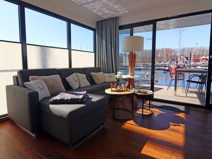 Hausboot für 4 Personen, mit Terrasse in der Mecklenburger Bucht - 3