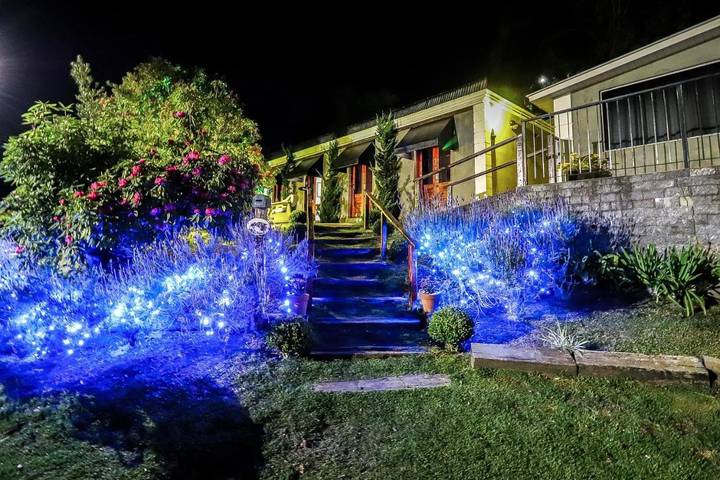 Pousadas para 4 pessoas, com jardim e terraço, adaptado a crianças em Campos do Jordão