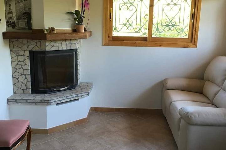 Family villa surrounded by nature with private garden and parking, close to the sea in San Felice Circeo, Agro Pontino