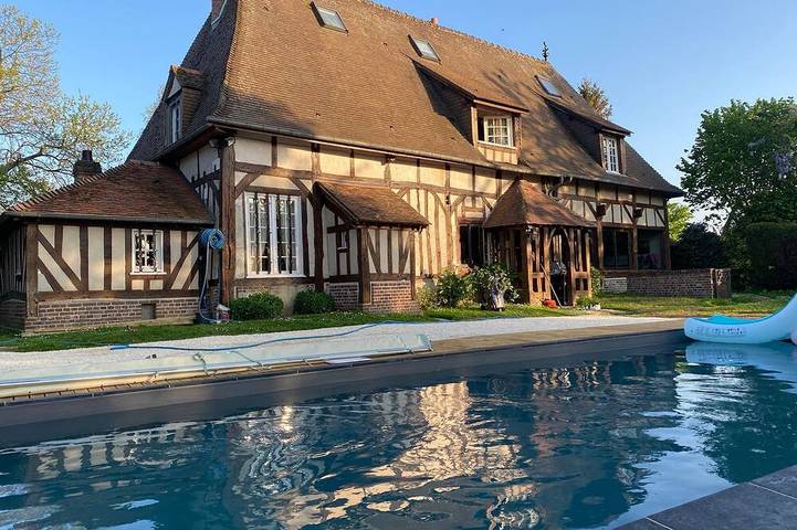 Location de vacances pour 14 personnes, avec jardin, animaux acceptés à Manneville-sur-Risle