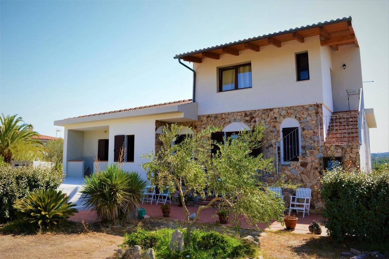 Double Room with Private Bathroom in Bulbuseddu, Luogosanto