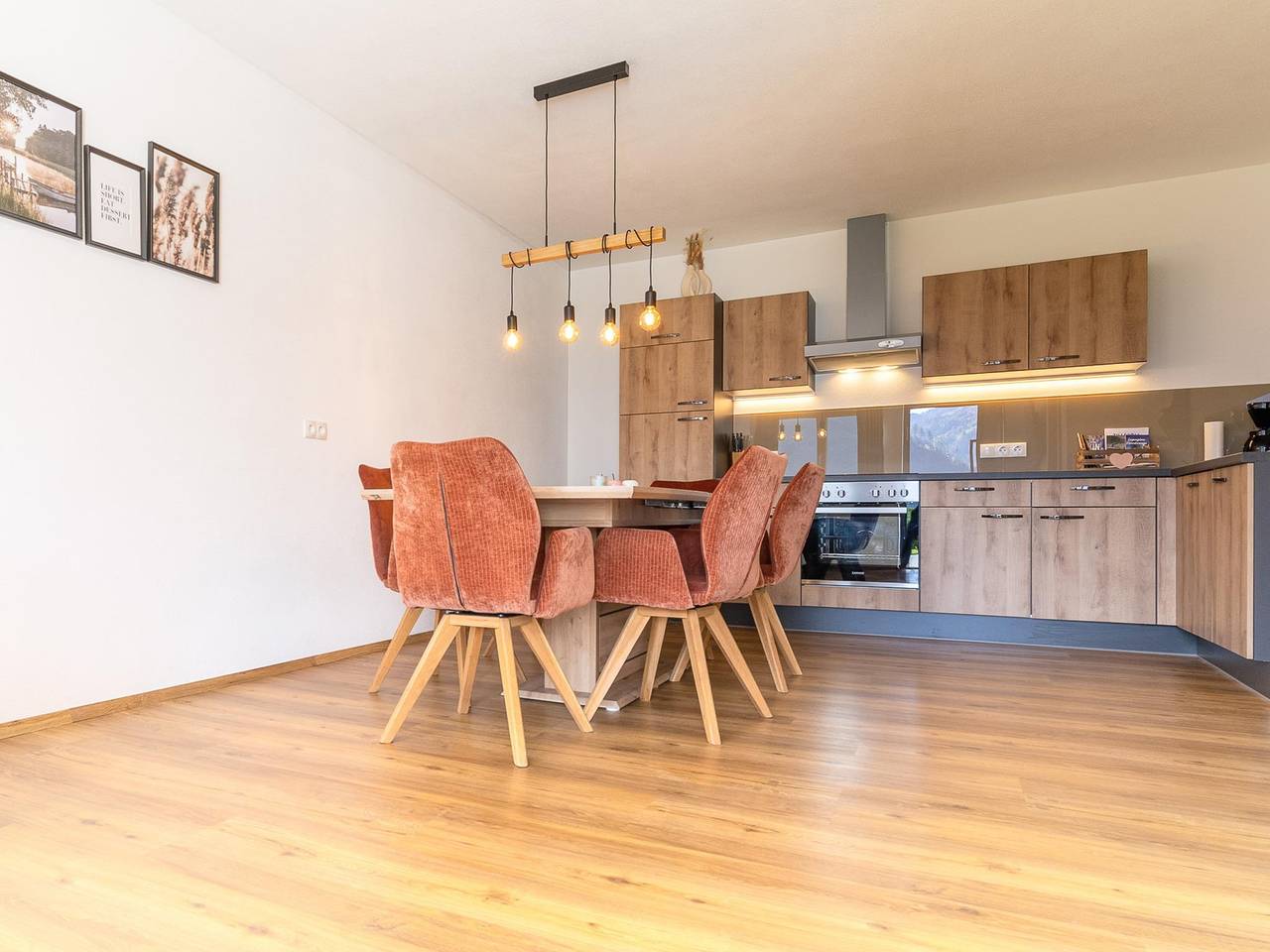 Ganze Wohnung, Schönes Apartment in ruhiger Lage in Tuxer Alpen, Zellberg
