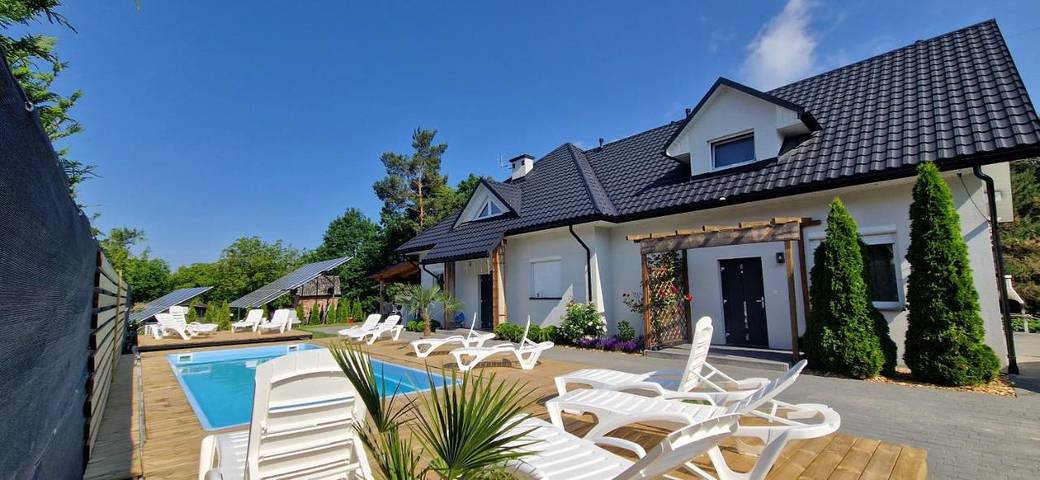 Willa dla 10 osób, z basen i sauna oraz jacuzzi i taras, zwierzęta dozwolone - 1