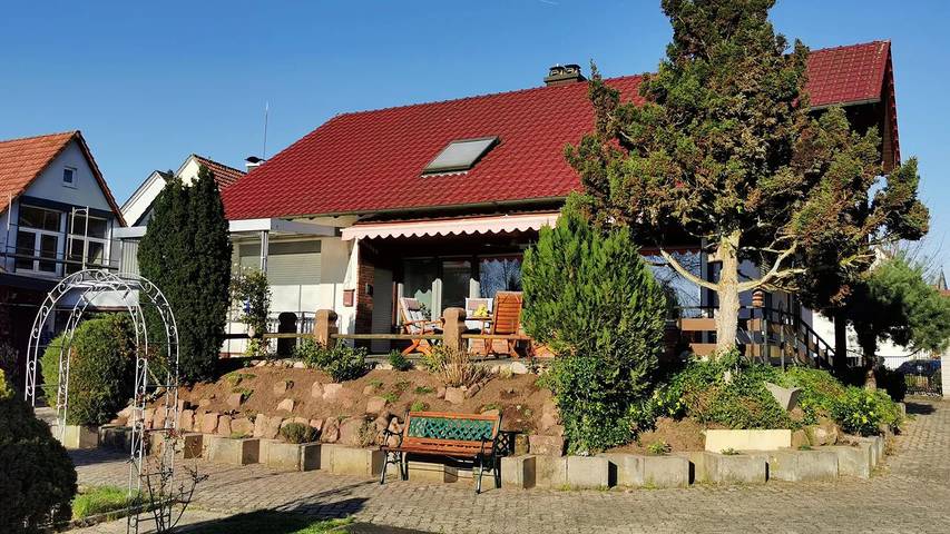 Ferienwohnung für 4 Personen, mit Garten und Balkon - 1