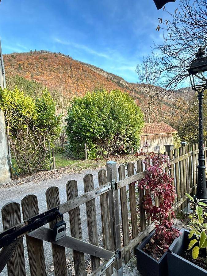 Gîte pour 4 personnes, avec vue et terrasse à Saint-Jeoire - 2