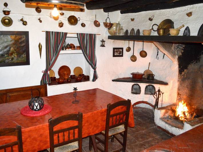 Cortijo Pulgarin Bajo in Alfarnatejo, Provincia de Málaga