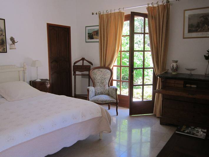 Location de vacances pour 2 personnes, avec piscine et jardin à Lorgues - 4