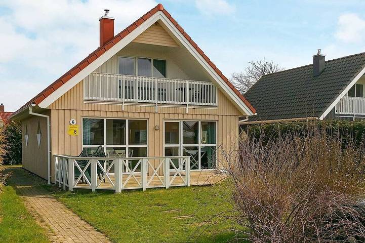 Ferienhaus für 8 Personen, mit Terrasse und Sauna sowie Whirlpool in Gelting